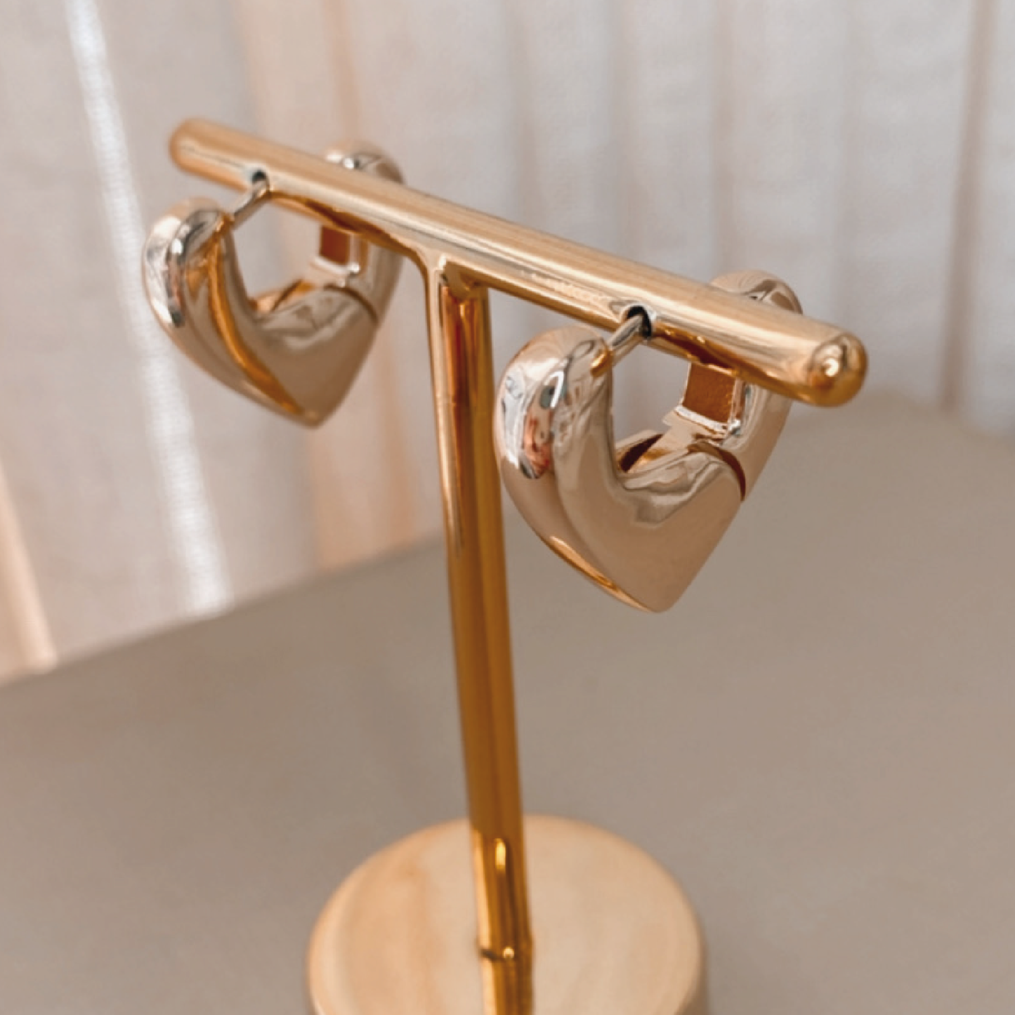 Brinco Coração Dourado