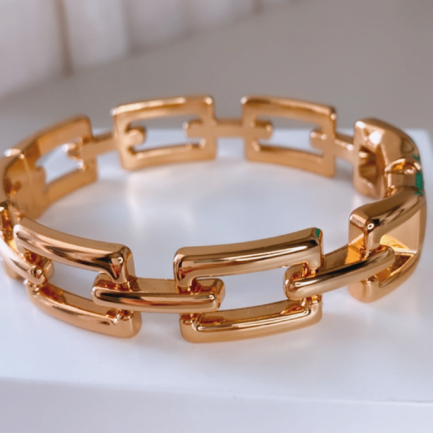 Pulseira Bracelete Vazado